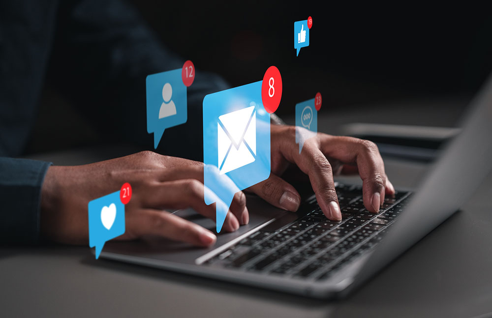 social network, social media, information, website, media, typing, diagnosis, alert, keyboard.